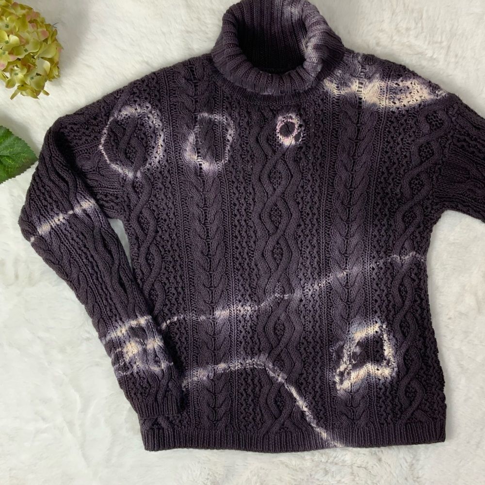 VINTAGE YORKSHIRE KNITTING tie dyed Women’s sweater